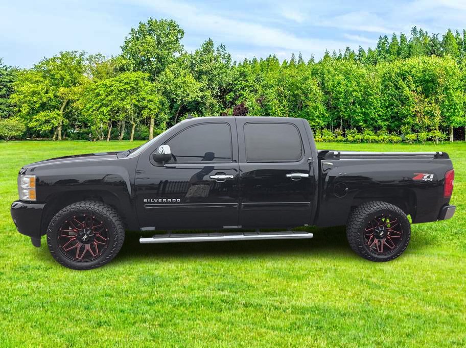 Used 2013 Chevrolet Silverado 1500 LTZ AWD/4WD image 5