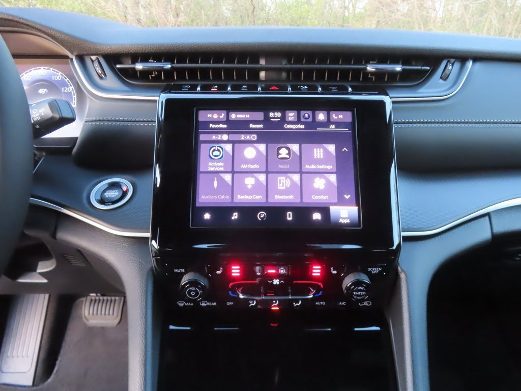 New 2025 Jeep Grand Cherokee Limited w/ Luxury Tech Group II image 5