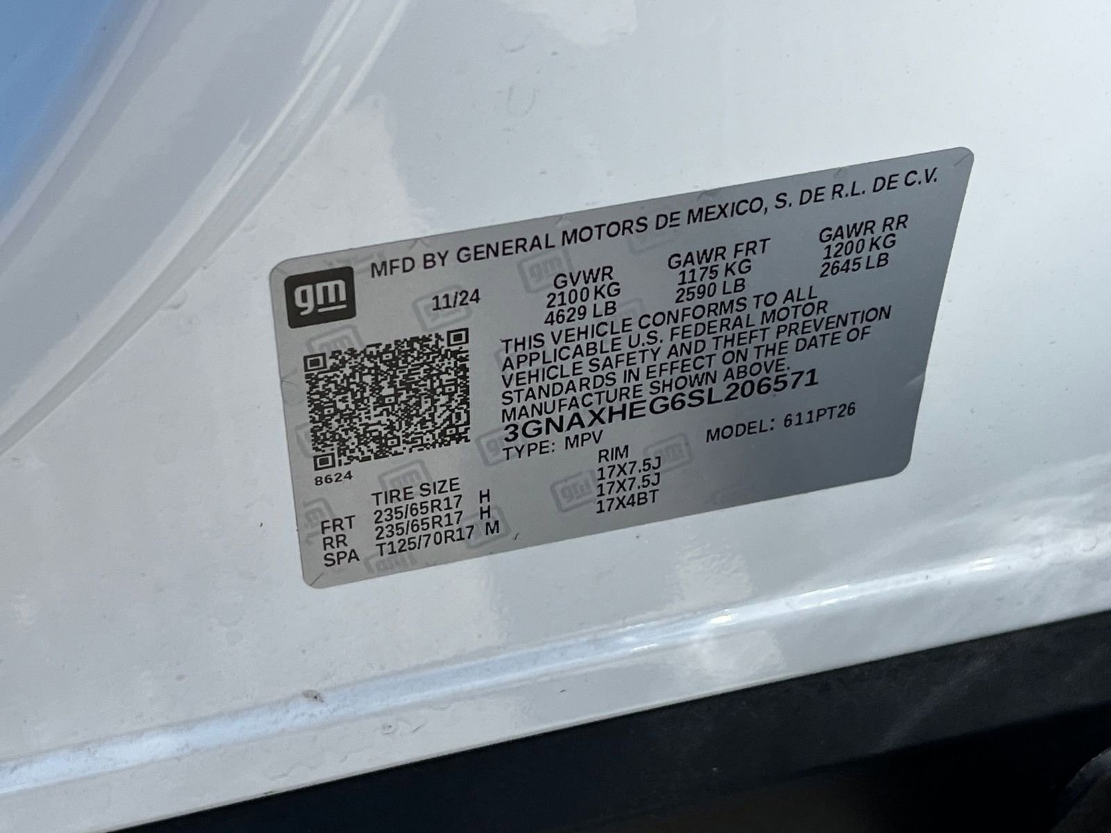 Used 2025 Chevrolet Equinox LT FWD image 29