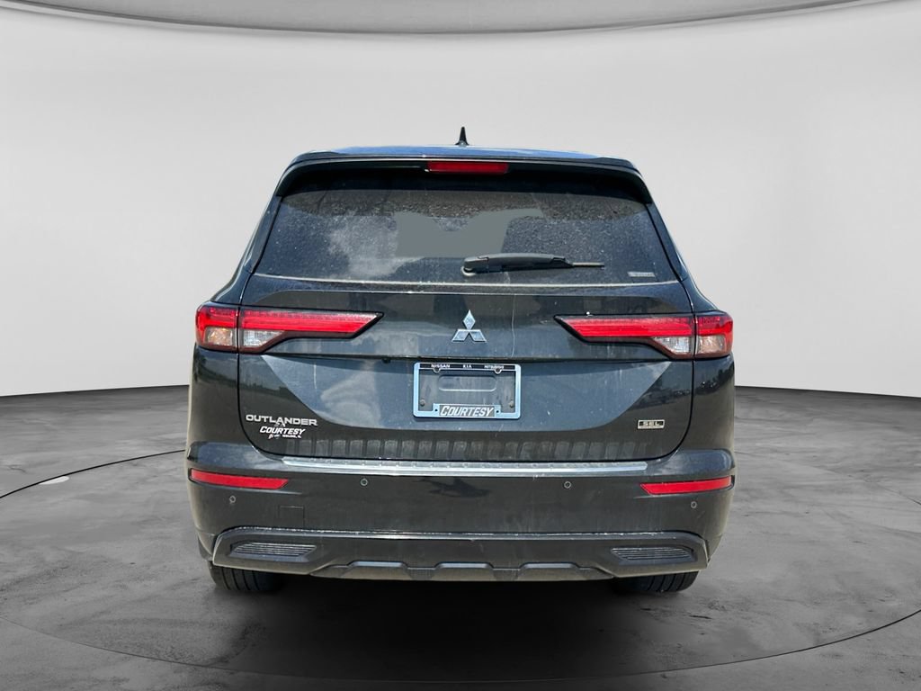 Used 2023 Mitsubishi Outlander SEL Black Edition AWD/4WD image 8