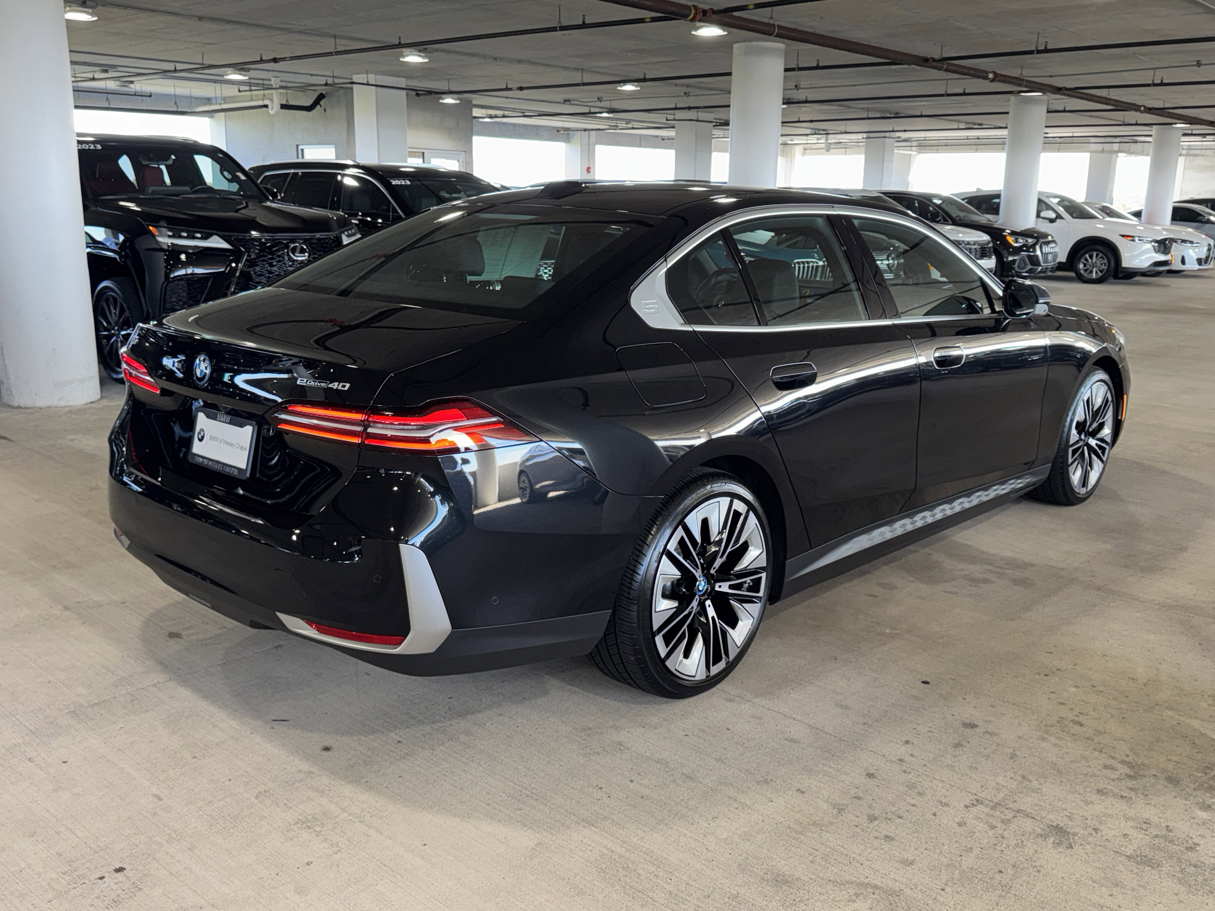 Certified 2024 BMW i5 eDrive40i w/ M Sport Package image 8