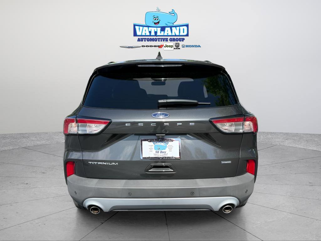 Used 2020 Ford Escape Titanium w/ Titanium Premium Package 2.0 image 4