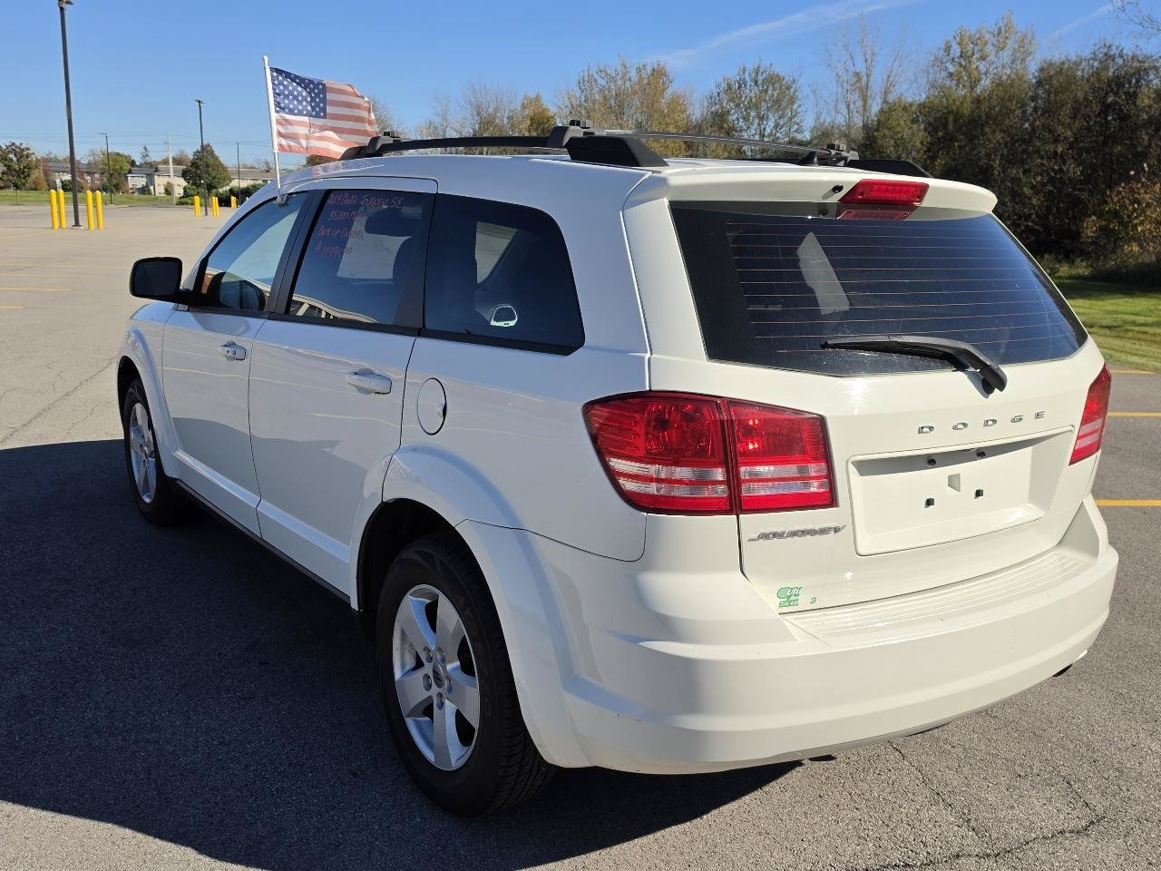 Used 2019 Dodge Journey SE FWD image 7