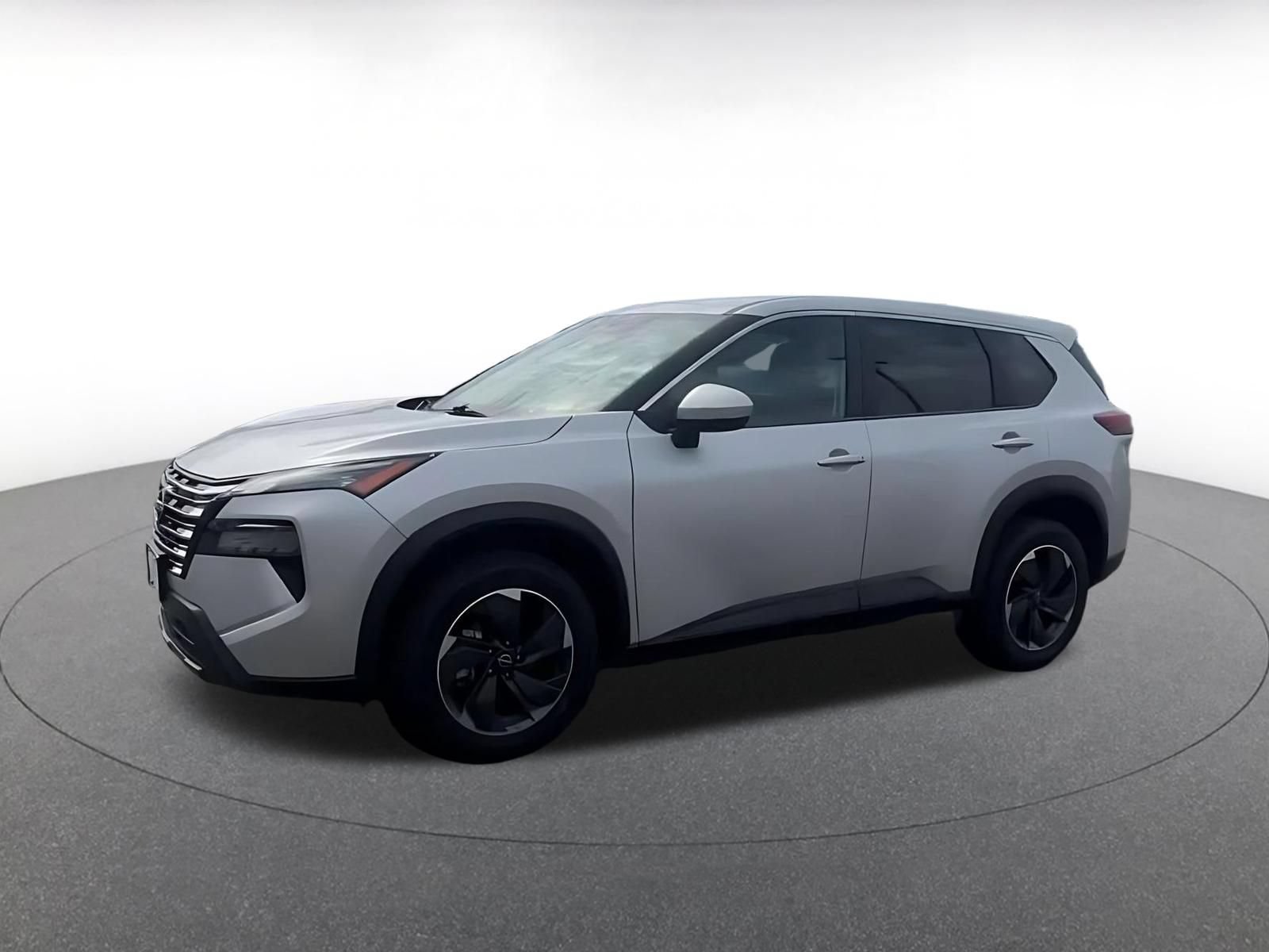 Used 2025 Nissan Rogue SV FWD image 8