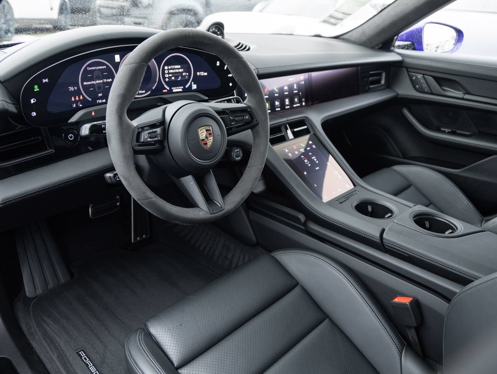 Certified 2025 Porsche Taycan GTS AWD/4WD image 4