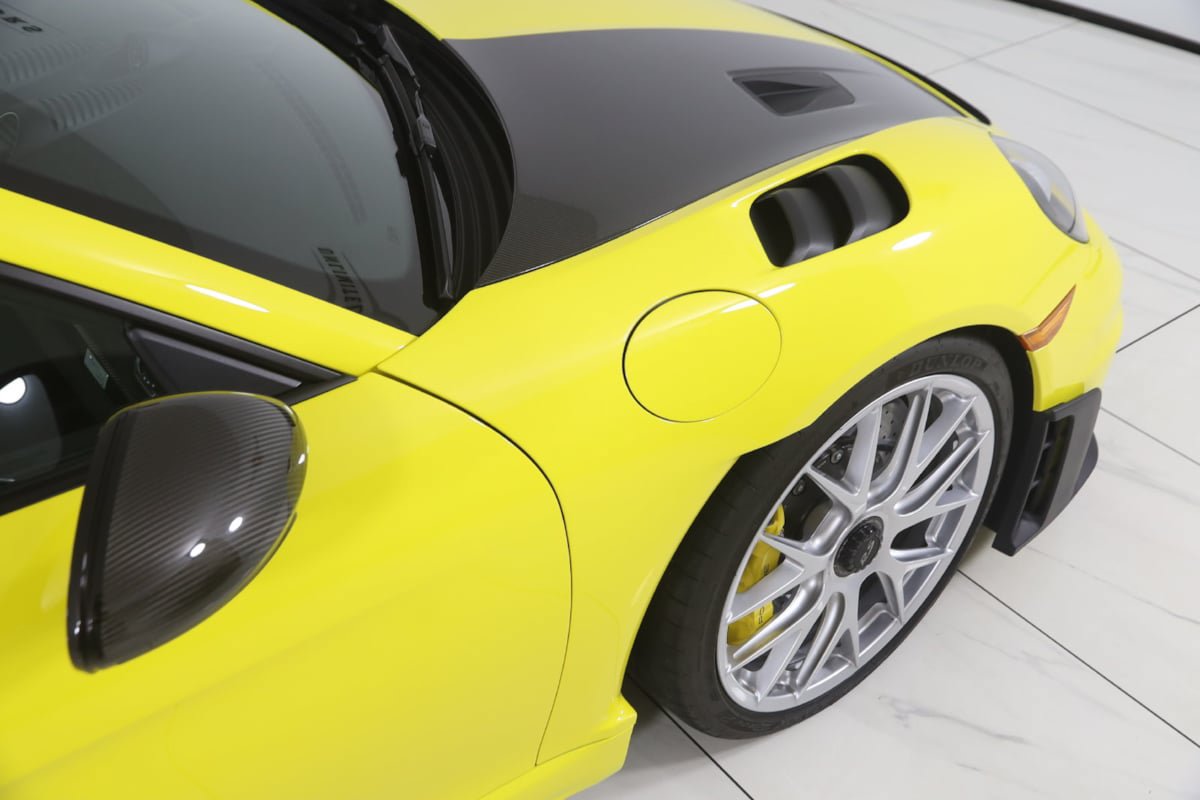 Used 2025 Porsche 718 Cayman GT4 RS w/ Weissach Package RWD image 67