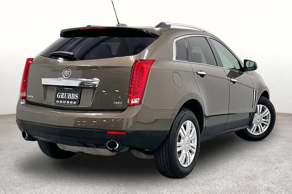 Used 2015 Cadillac SRX Luxury FWD image 2