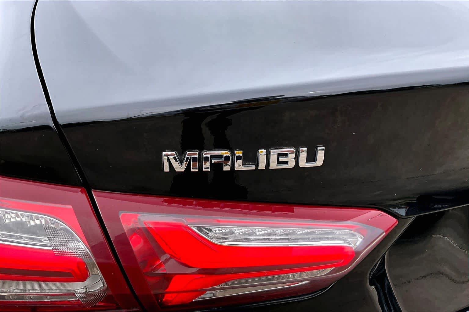 Used 2020 Chevrolet Malibu LT FWD image 30