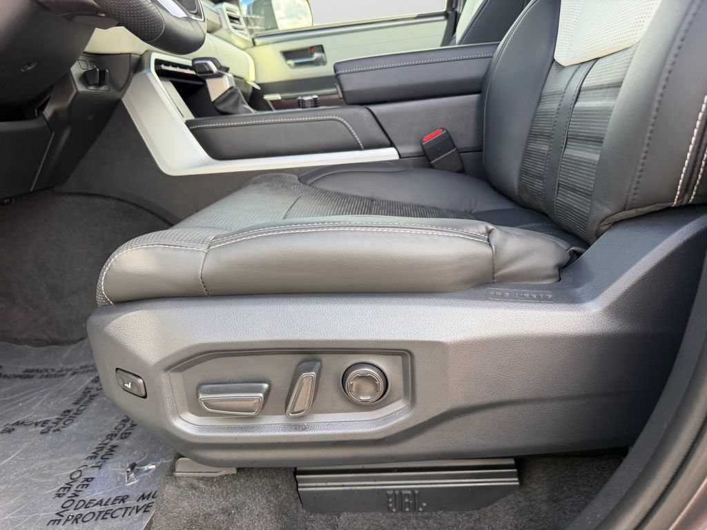 Used 2025 Toyota Tundra Capstone AWD/4WD image 17