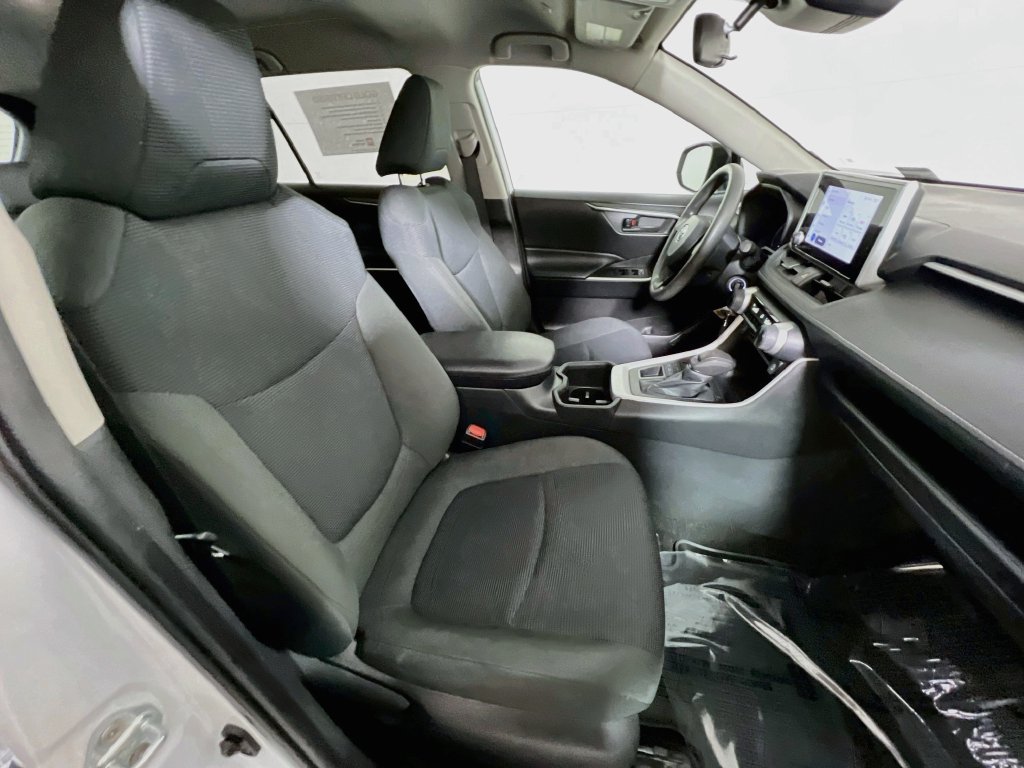 Certified 2024 Toyota RAV4 LE AWD/4WD image 24
