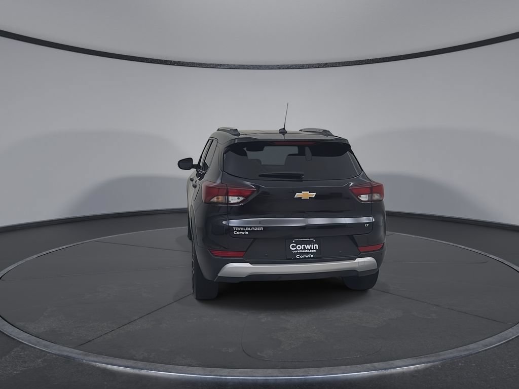 Used 2025 Chevrolet TrailBlazer LT w/ Convenience Package FWD image 13