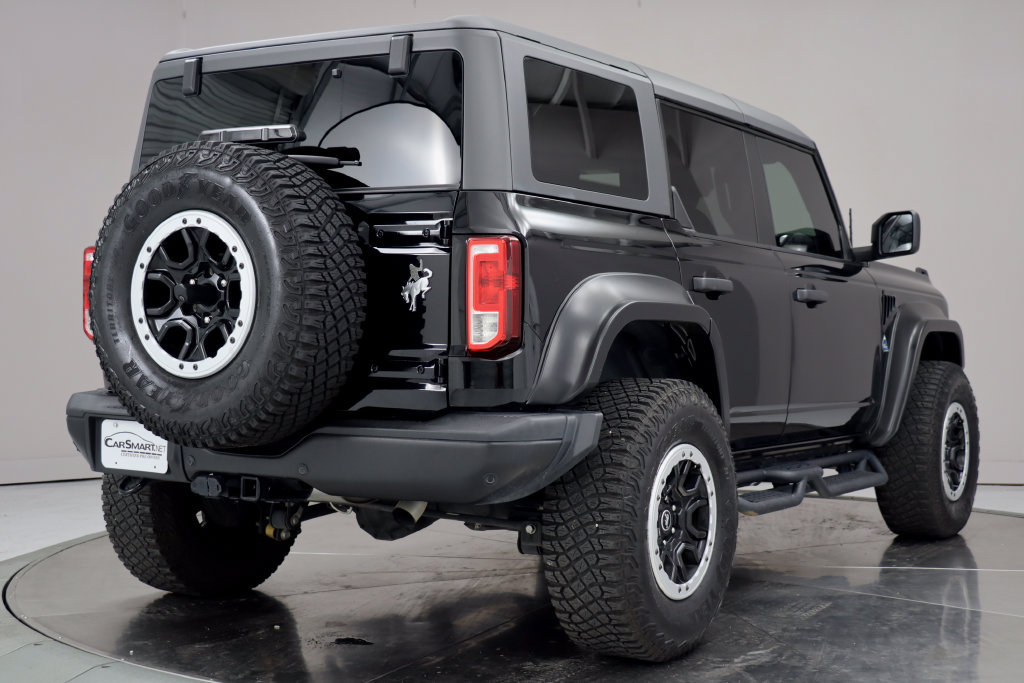 Used 2023 Ford Bronco Black Diamond w/ Sasquatch Package AWD/4WD image 5