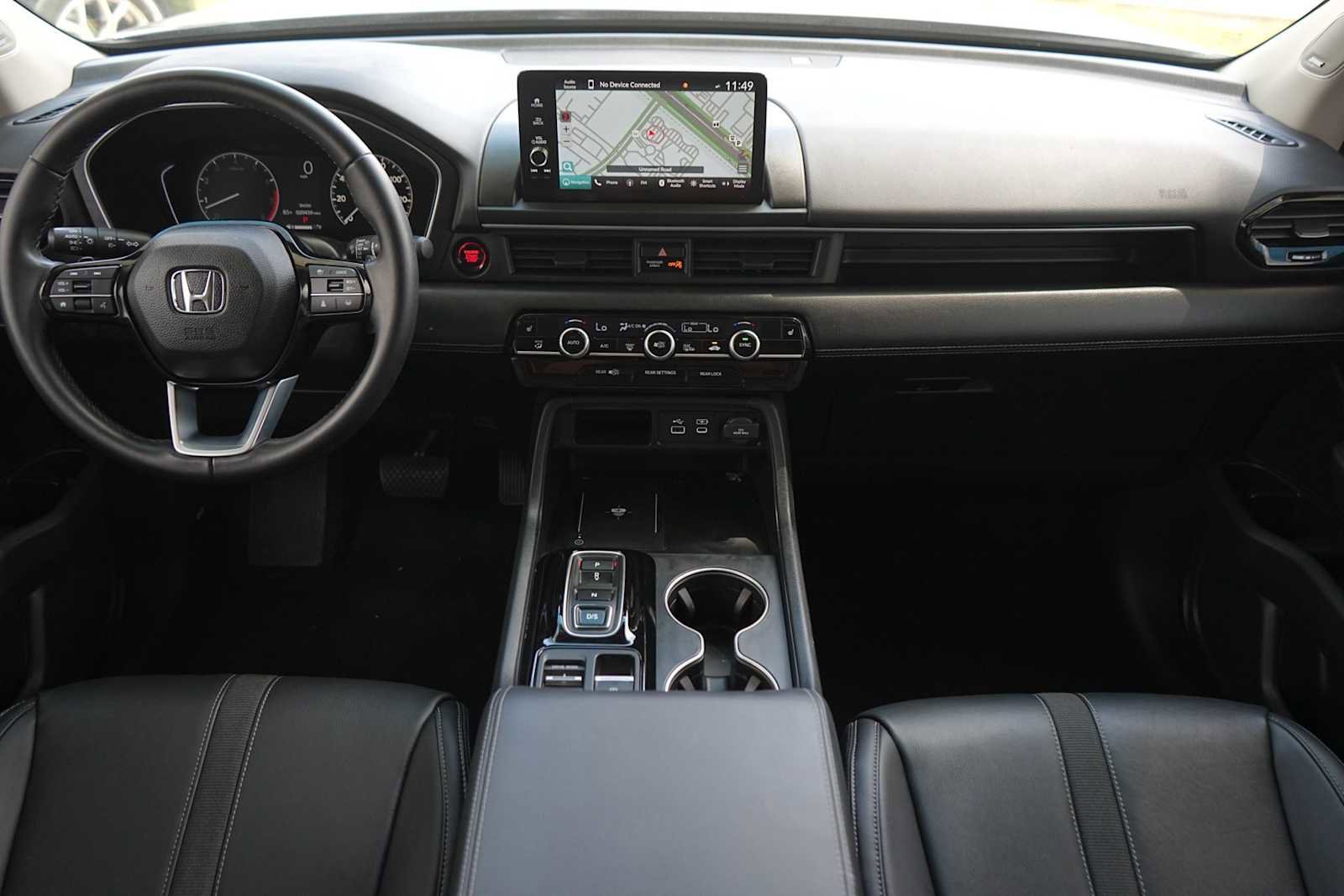 Certified 2023 Honda Pilot Touring image 10