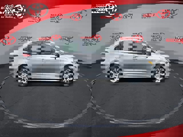 New 2026 Toyota Corolla XLE image 9