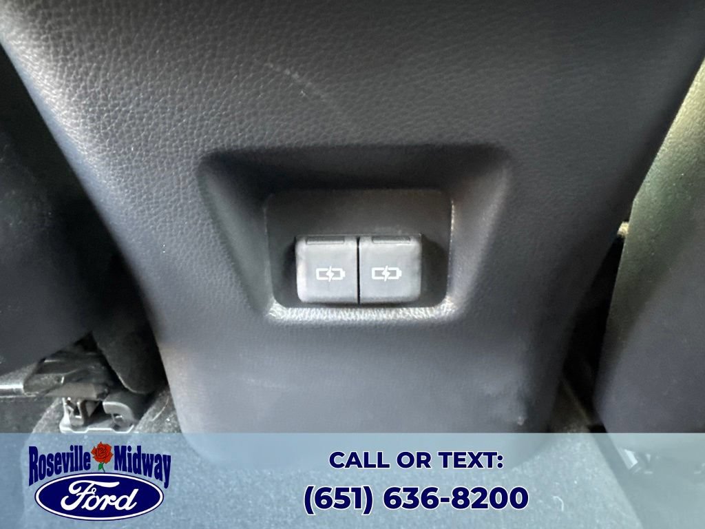 Used 2023 Toyota RAV4 SE AWD/4WD image 32