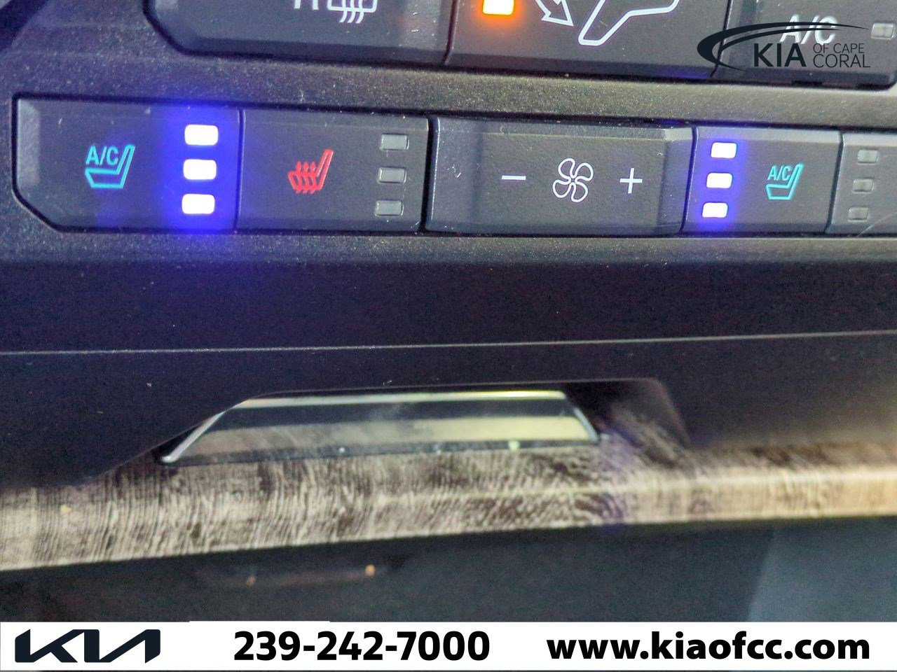 Used 2019 Ford F450 Lariat w/ Lariat Value Package image 24