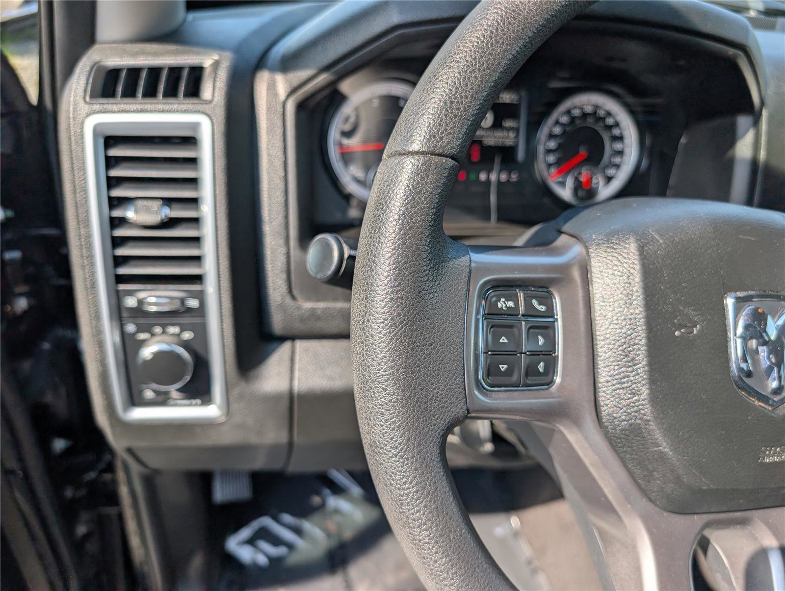 Used 2024 RAM 1500 Classic SLT AWD/4WD image 20