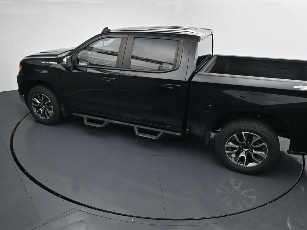 Used 2022 Chevrolet Silverado 1500 LT AWD/4WD image 27