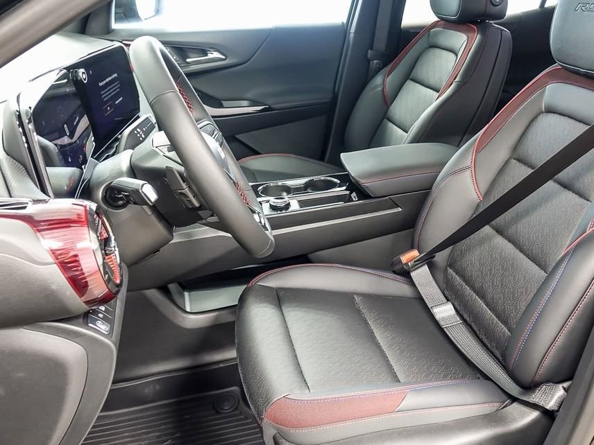 New 2026 Chevrolet Equinox RS w/ LPO, Floor Liner Package FWD image 10