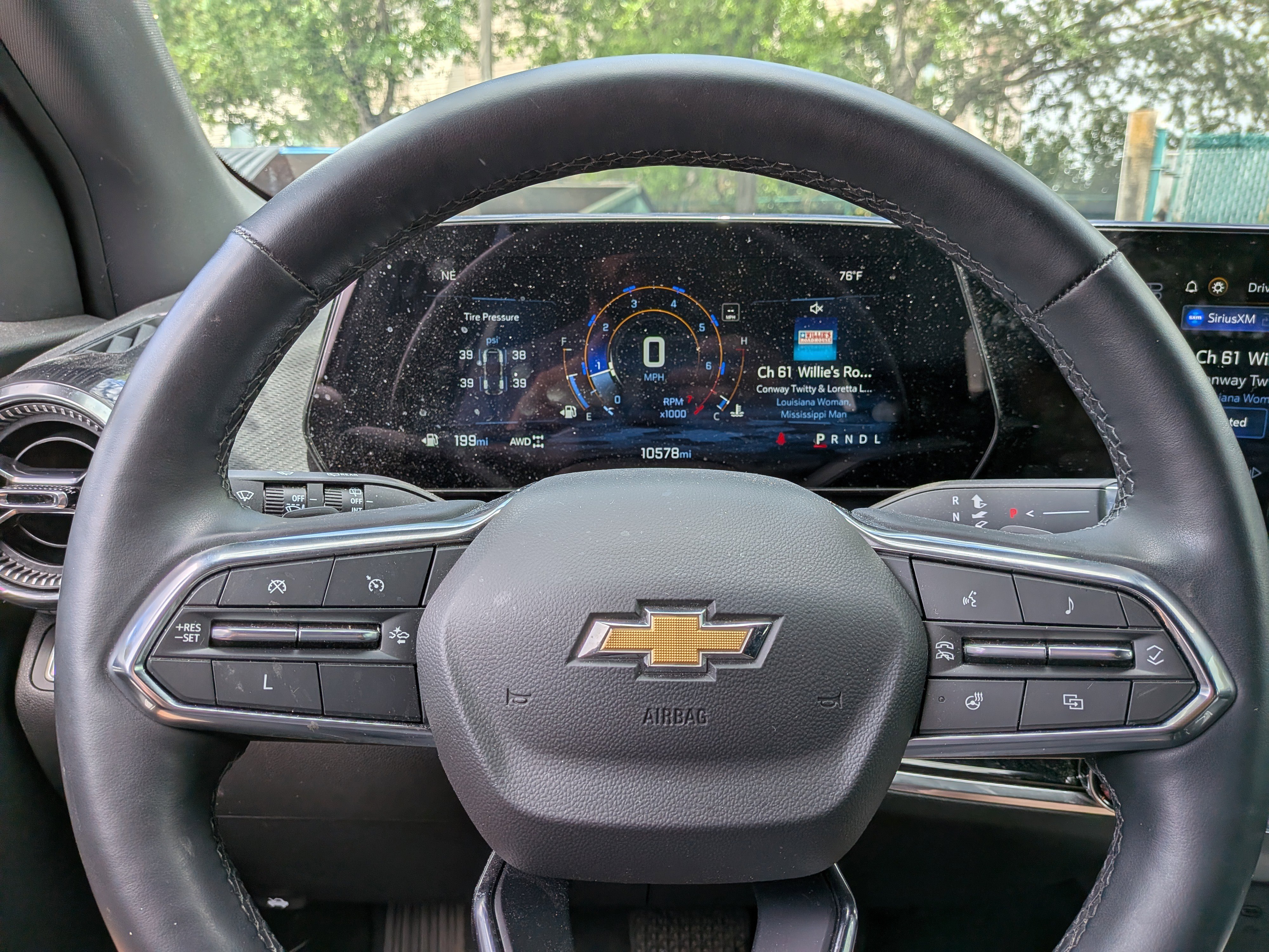 Used 2025 Chevrolet Equinox LT w/ Safety and Technology Package image 27