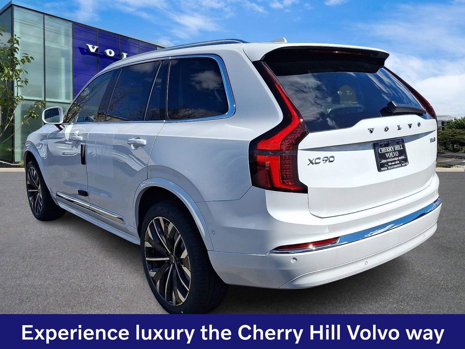 New 2026 Volvo XC90 B6 Ultra AWD/4WD image 3