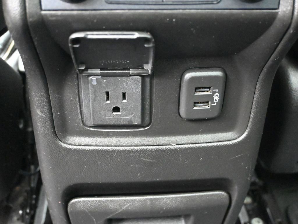 Used 2019 GMC Acadia Denali image 24