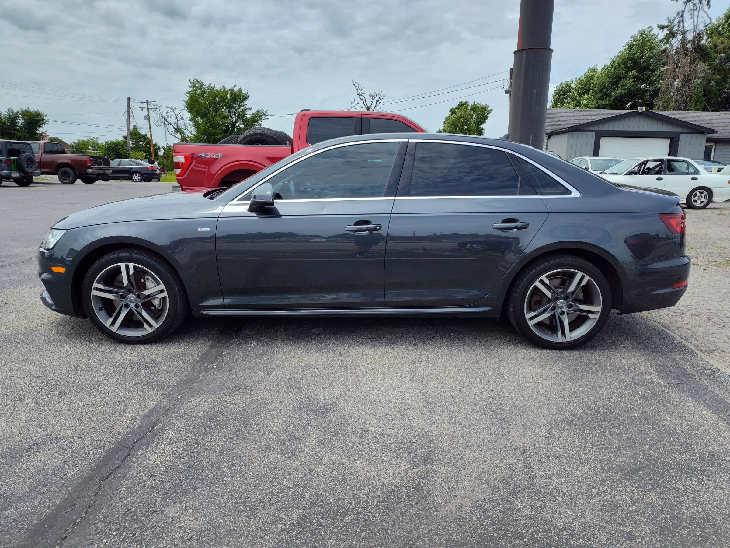 Used 2018 Audi A4 2.0T Premium Plus w/ Premium Plus Package AWD/4WD image 2