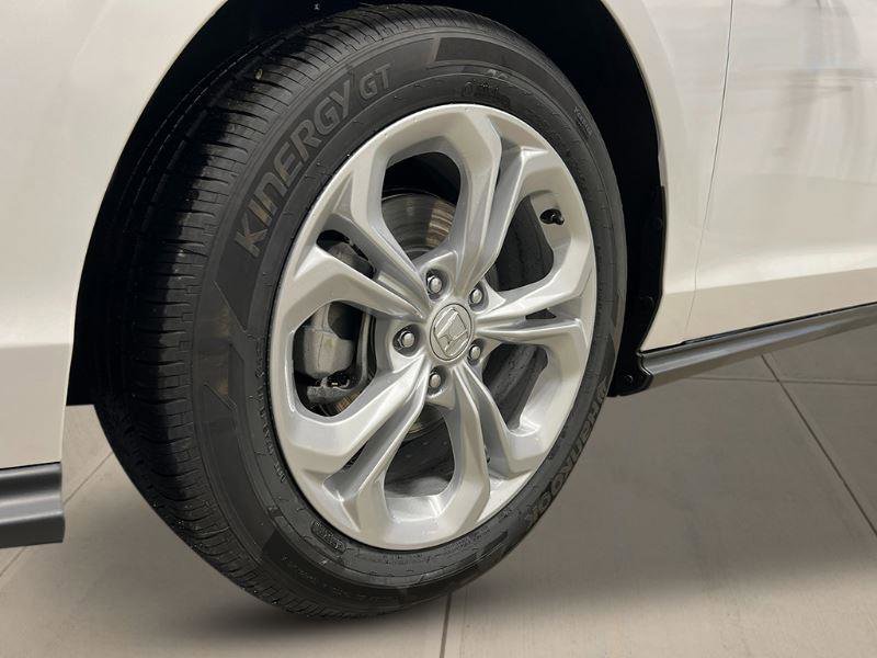 New 2025 Honda Accord LX image 11