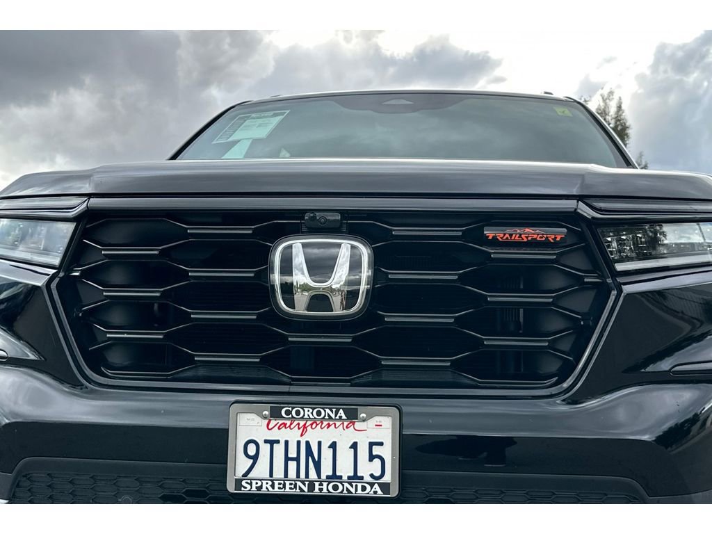 Certified 2025 Honda Pilot TrailSport image 50