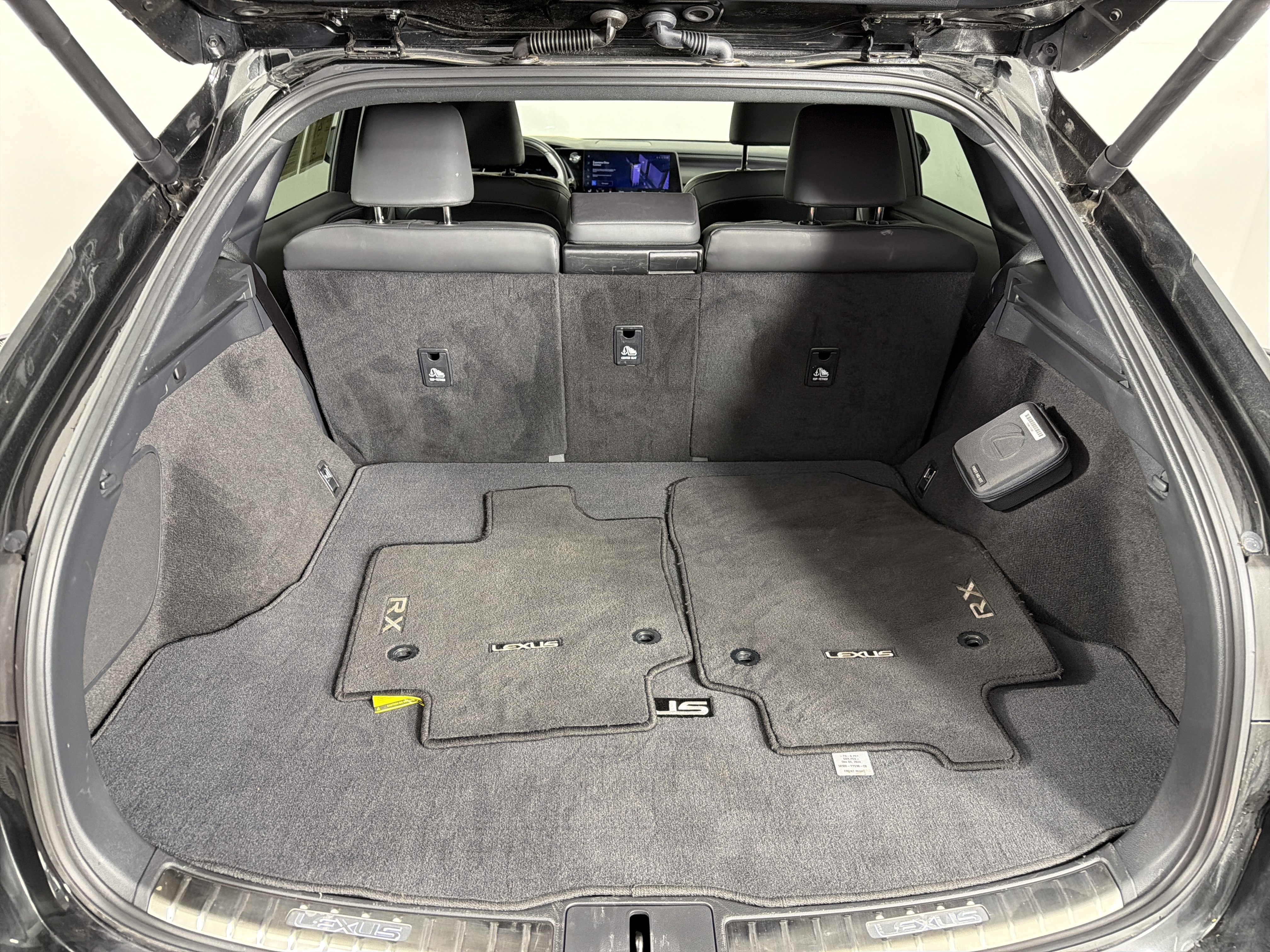 Used 2025 Lexus RX 350 Premium w/ Convenience Package AWD/4WD image 26