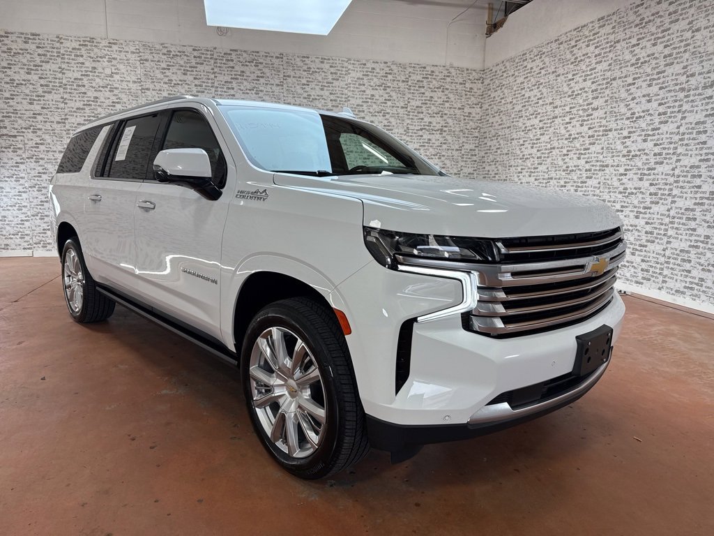 Used 2022 Chevrolet Suburban High Country image 1