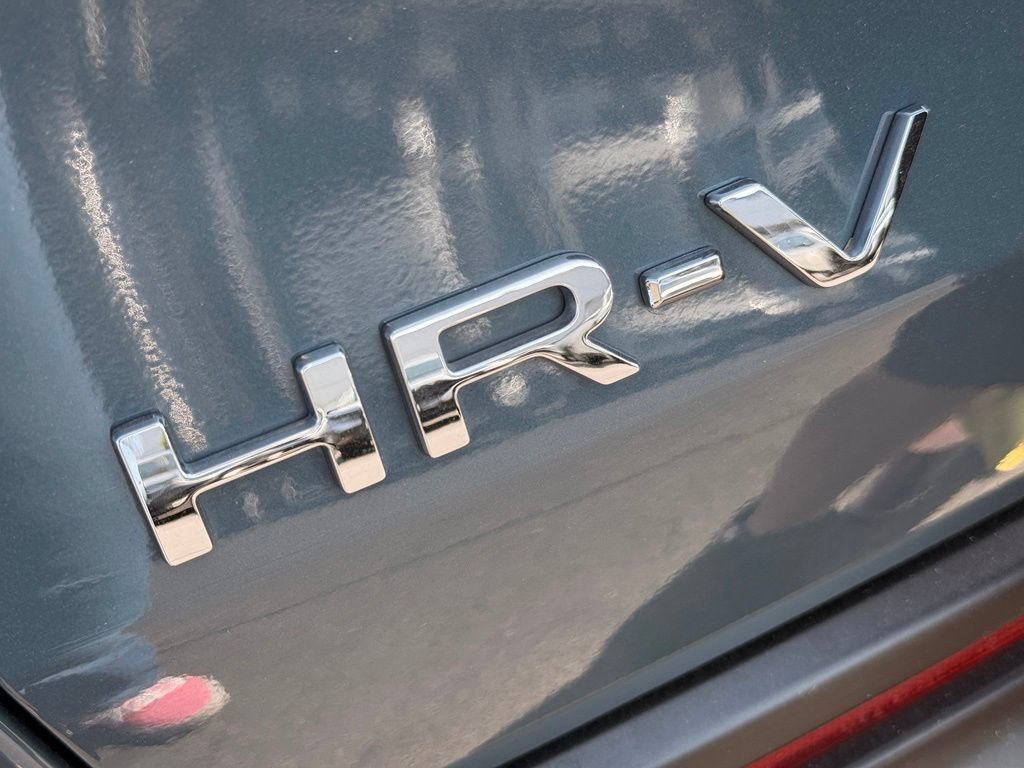 Used 2025 Honda HR-V Sport image 9