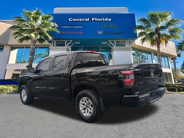 Used 2024 Nissan Frontier SV image 7
