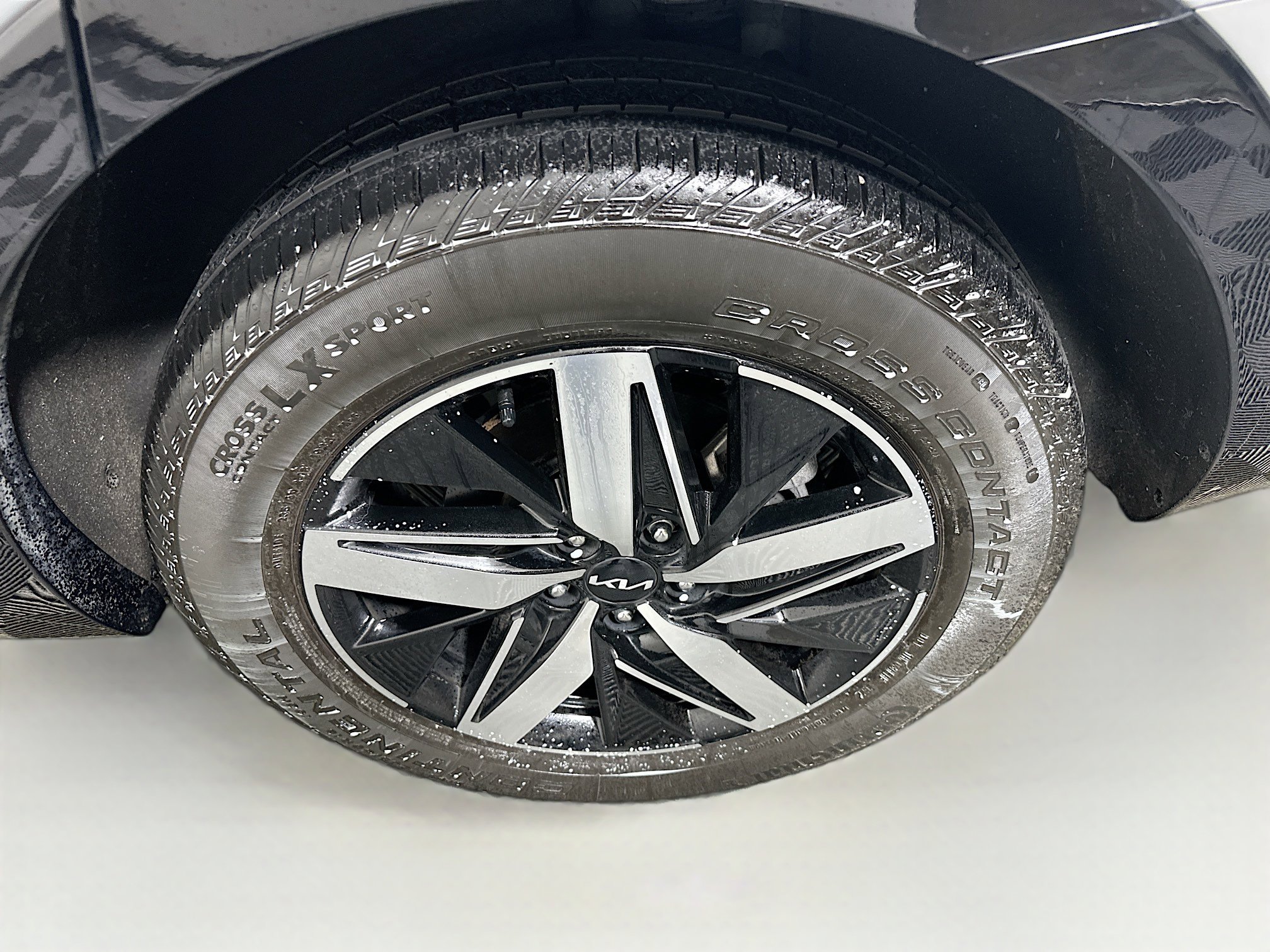 Used 2023 Kia Sorento EX image 11