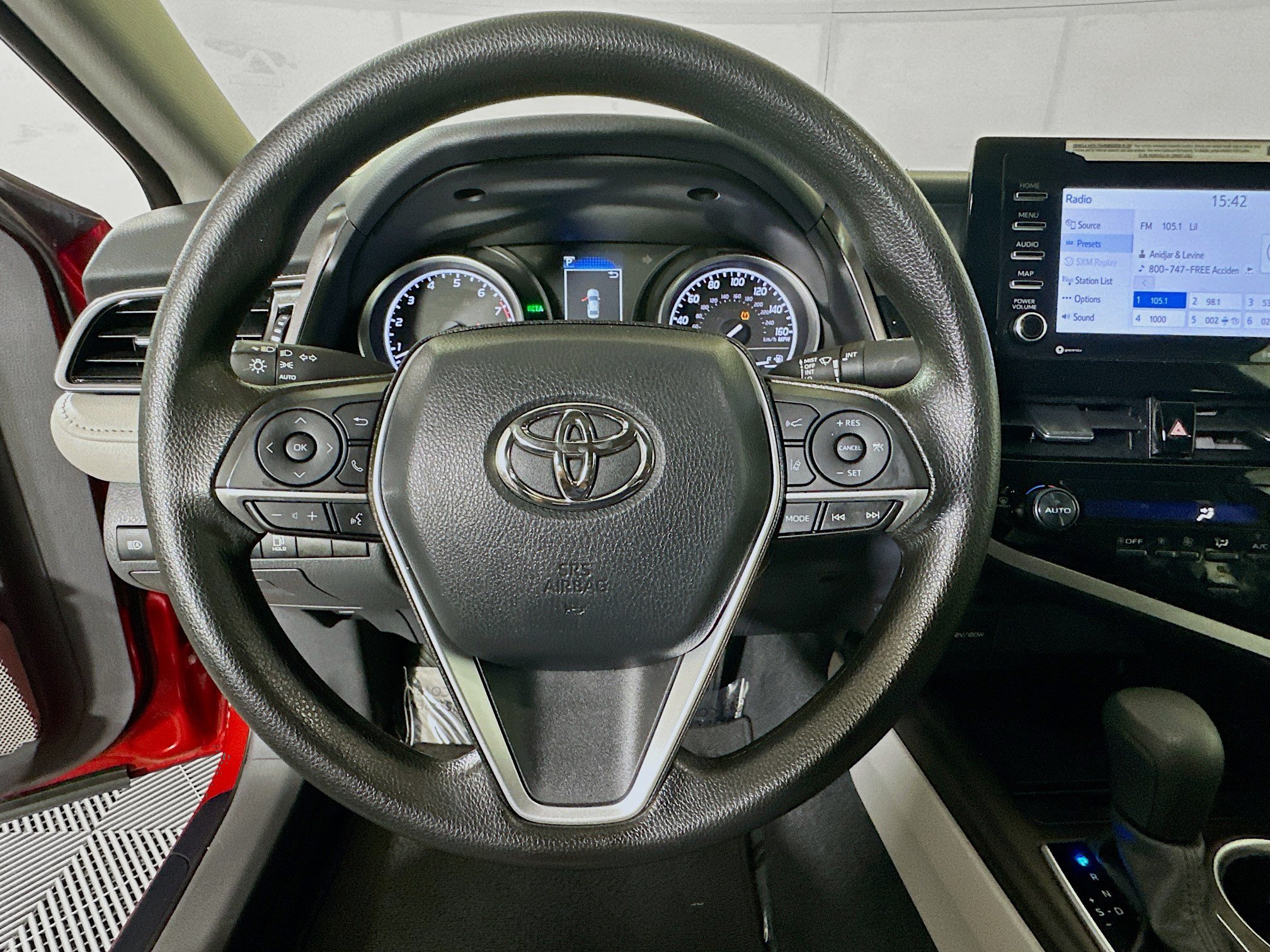 Used 2024 Toyota Camry LE w/ Convenience Package FWD image 15