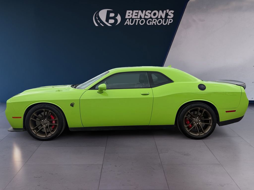 Used 2023 Dodge Challenger SRT Hellcat RWD image 2