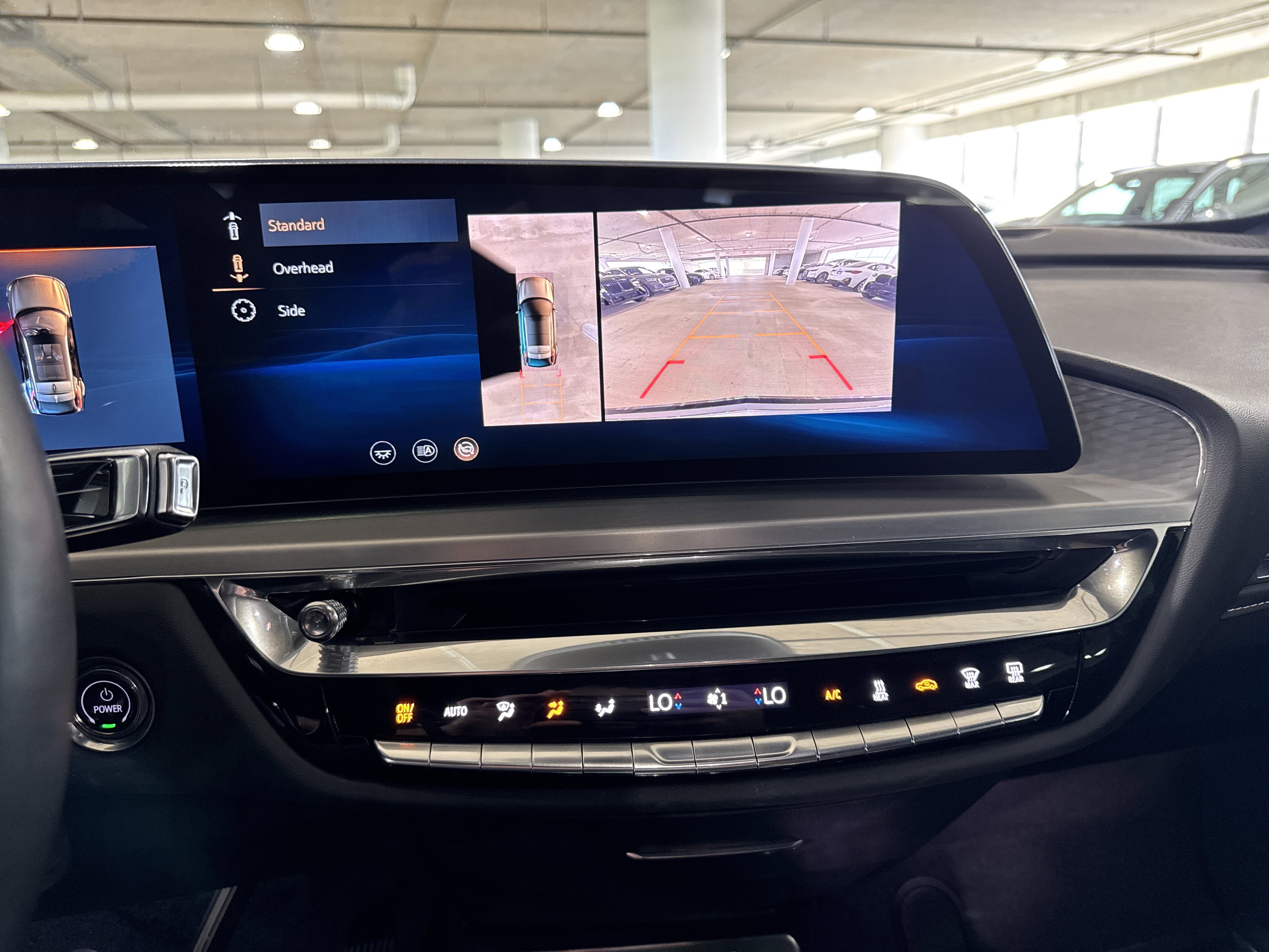 Used 2024 Cadillac Lyriq Sport image 31