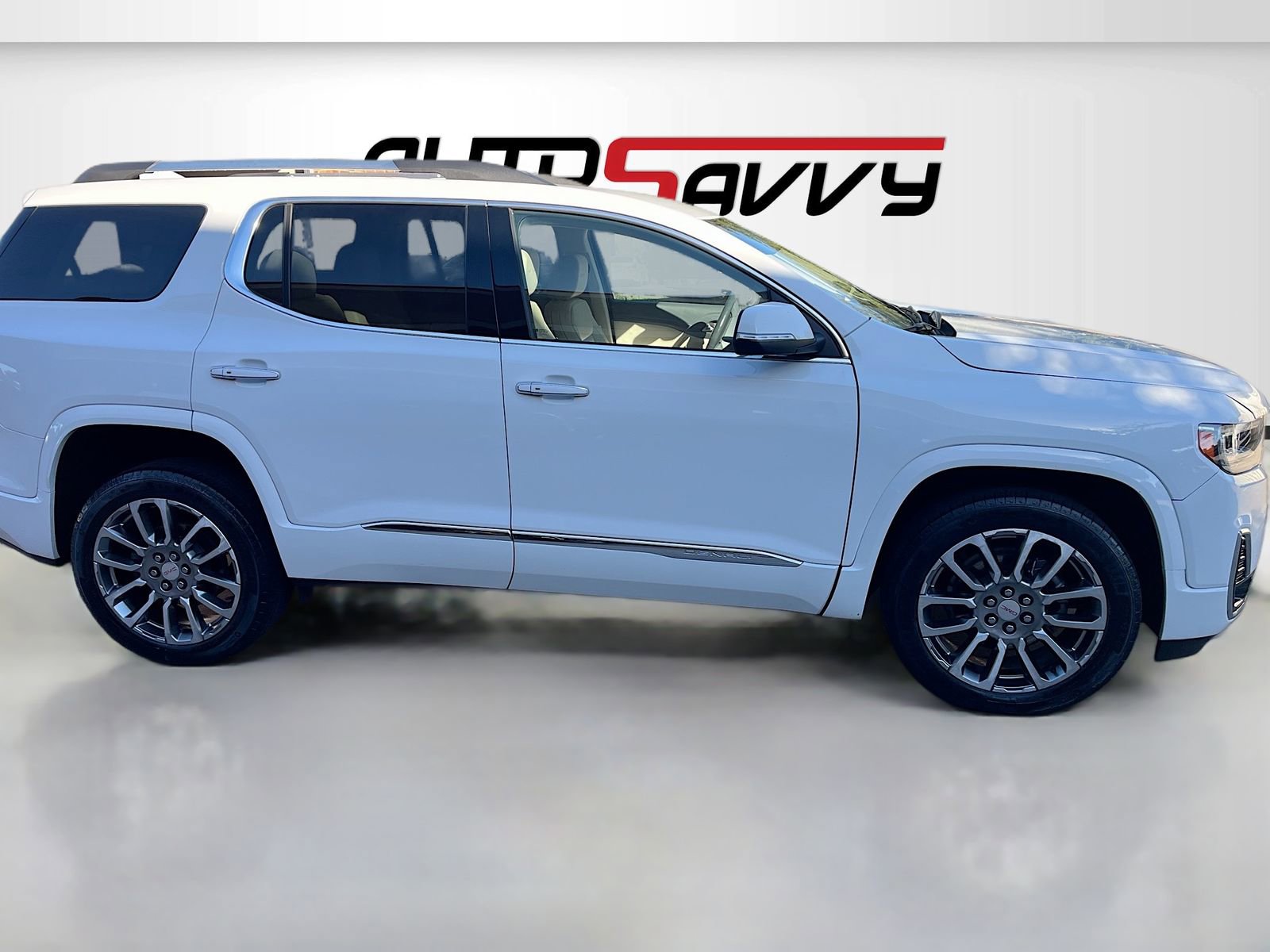 Used 2023 GMC Acadia Denali image 8