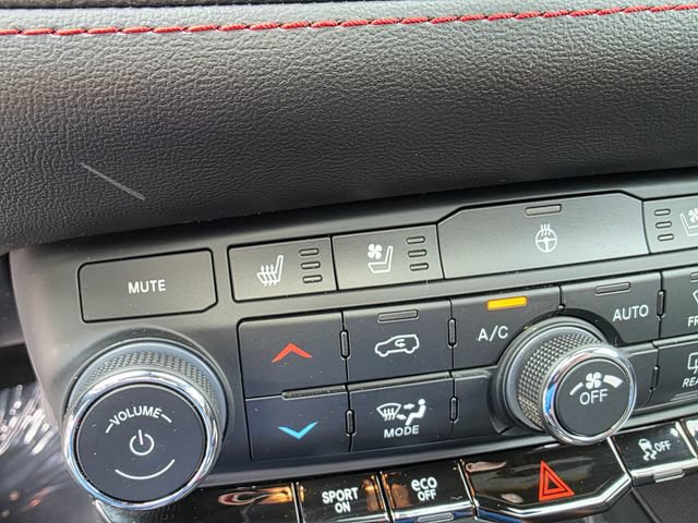 Used 2025 Dodge Durango R/T AWD/4WD image 34