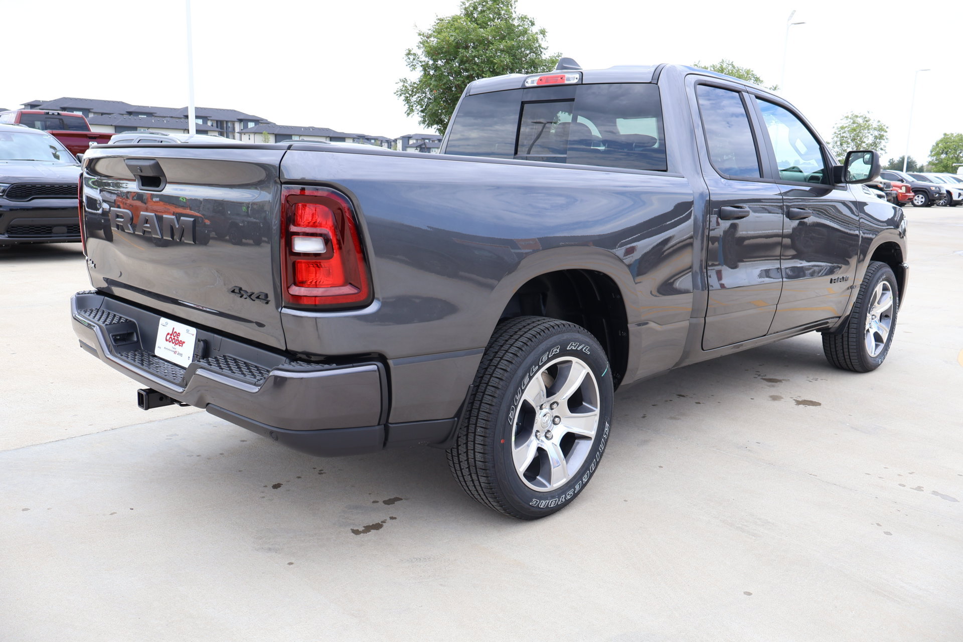 New 2026 RAM 1500 Express AWD/4WD image 19