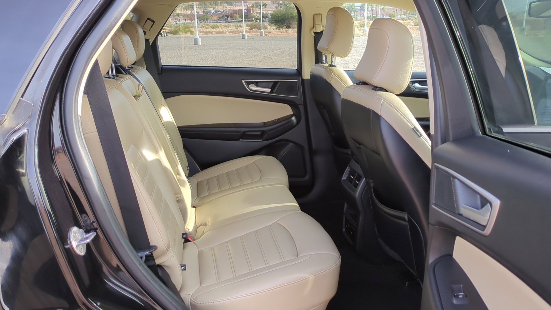 Used 2022 Ford Edge SEL w/ Convenience Package image 29