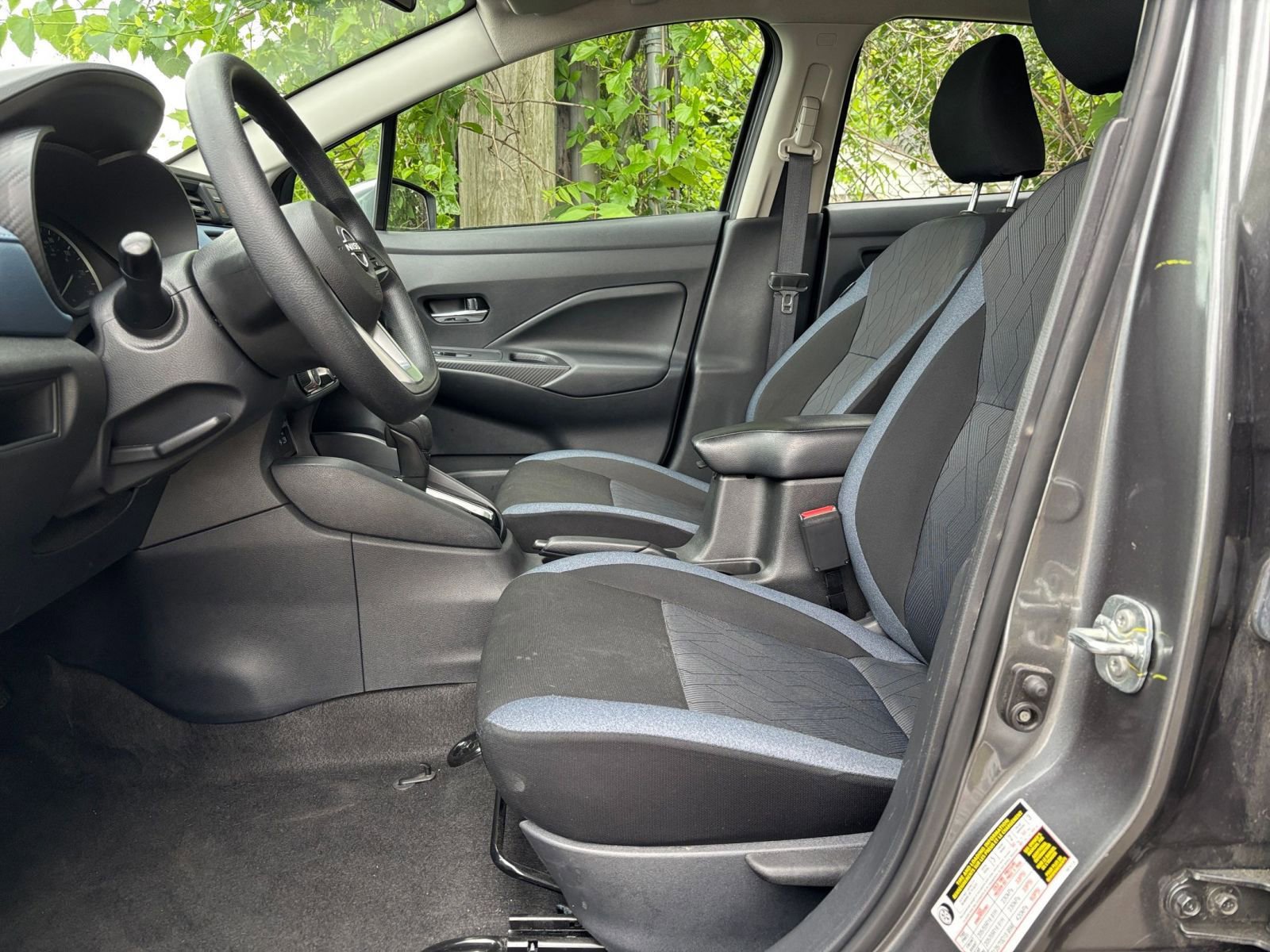 Used 2025 Nissan Versa SV FWD image 24