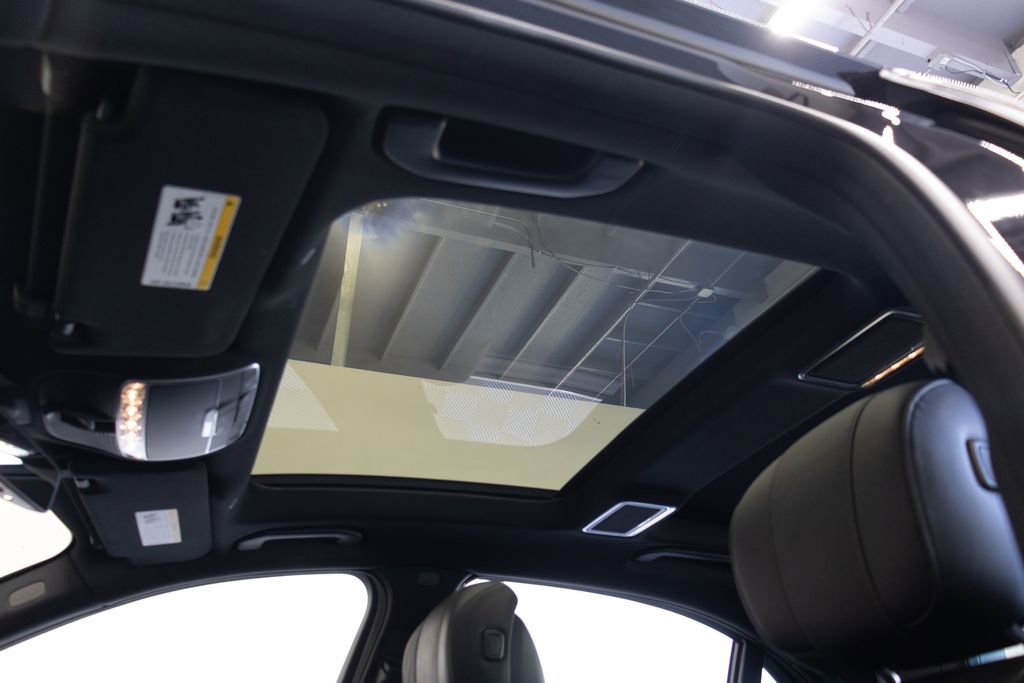Used 2019 Mercedes-Benz S 560 Sedan image 36