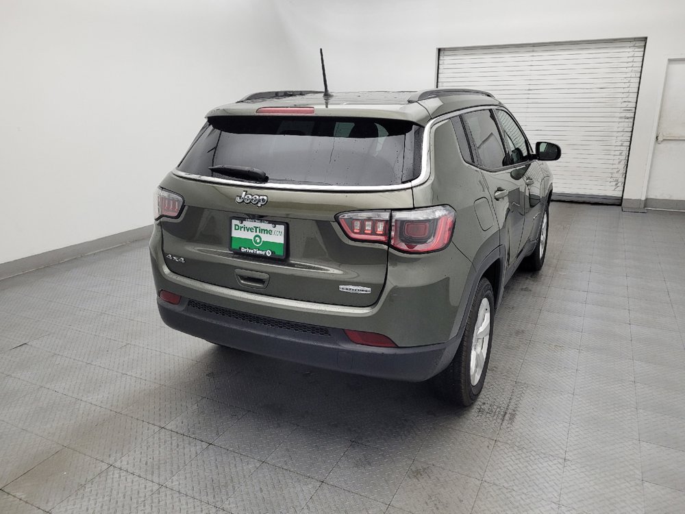 Used 2018 Jeep Compass Latitude w/ Cold Weather Group AWD/4WD image 7