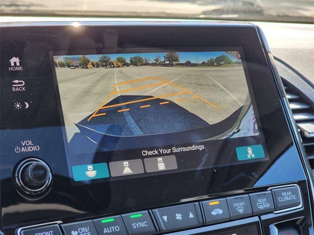 Certified 2024 Honda Odyssey EX-L image 7