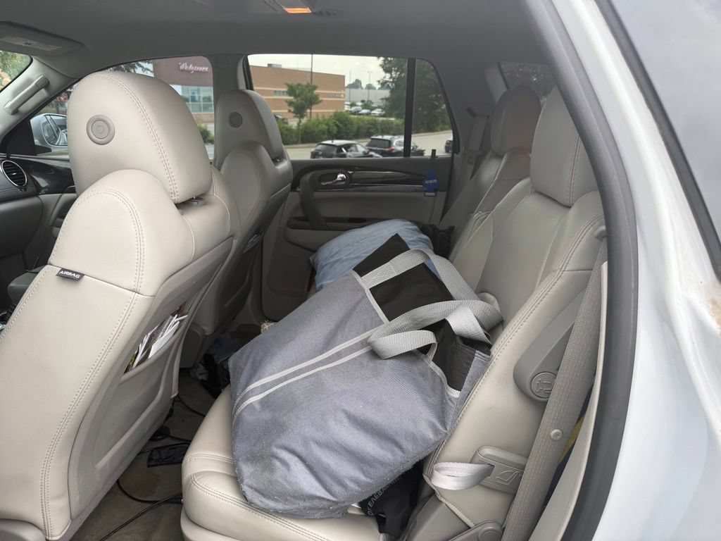 Used 2017 Buick Enclave Premium AWD/4WD image 7