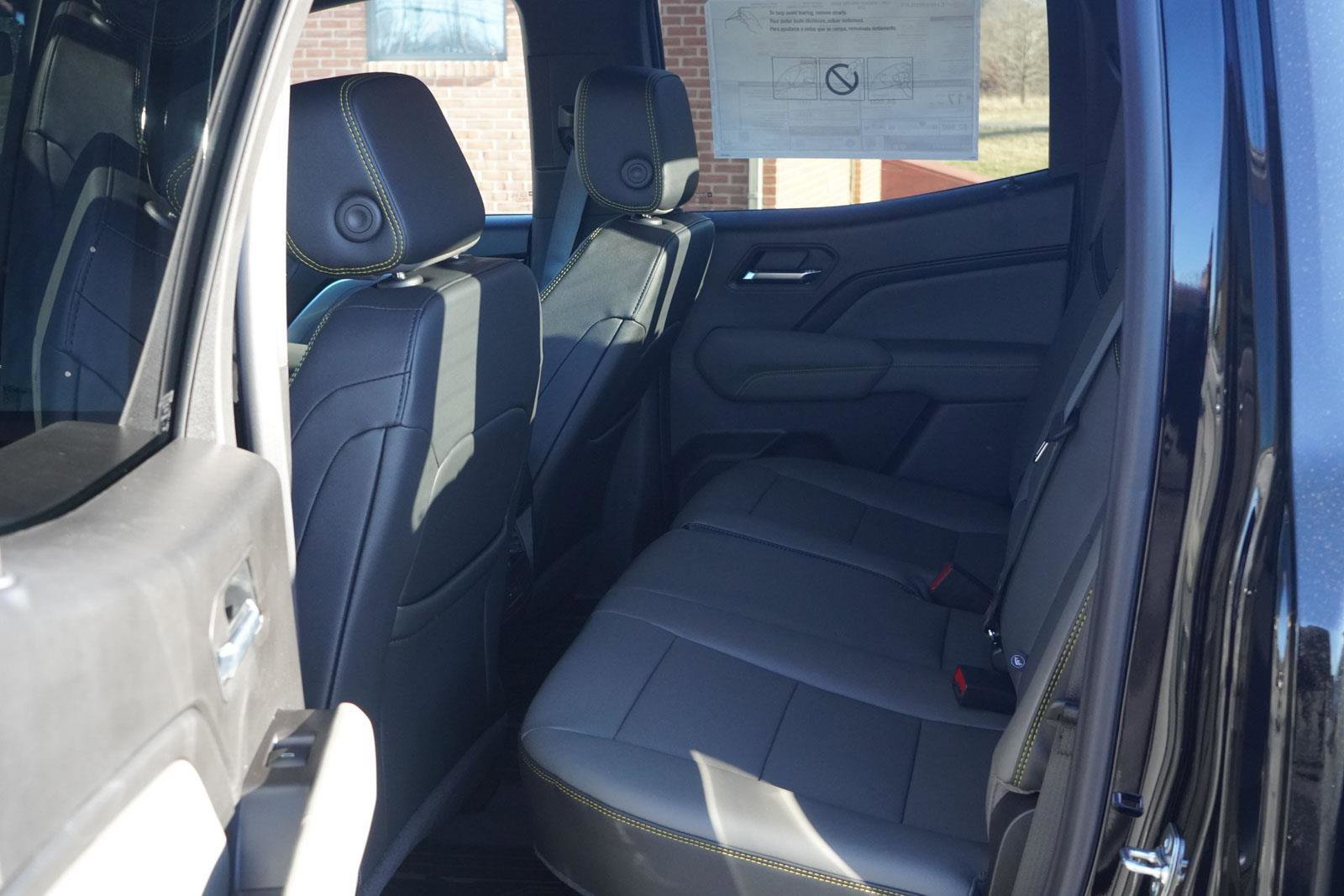 New 2026 Chevrolet Colorado ZR2 w/ Technology Package image 25