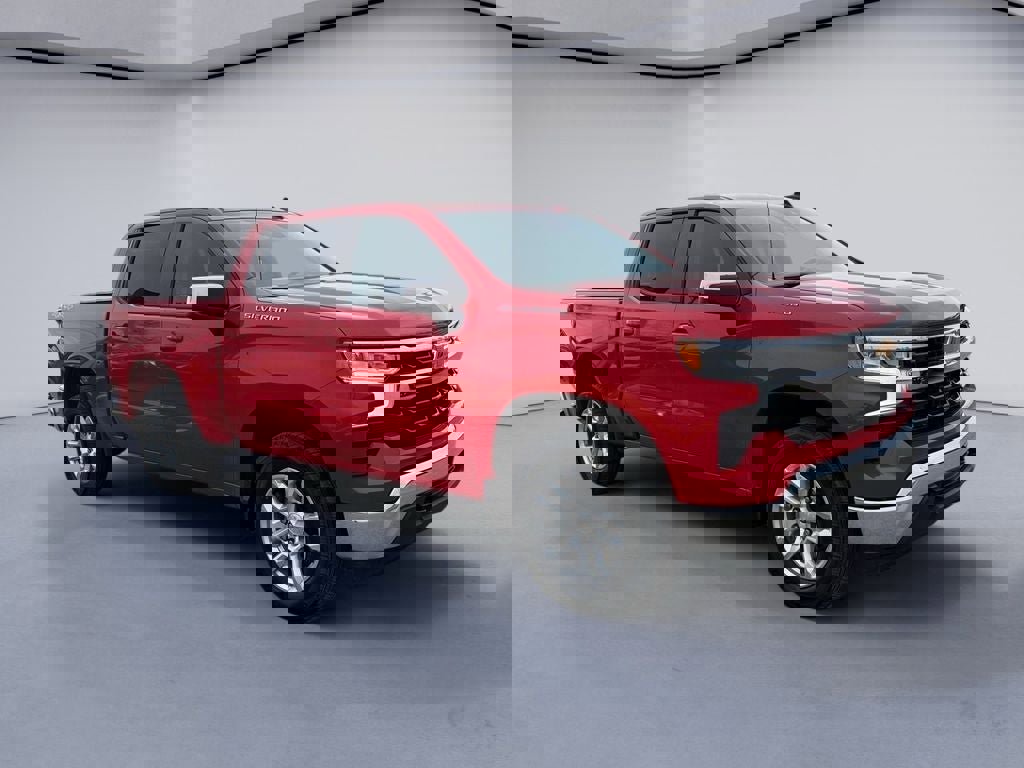 Used 2024 Chevrolet Silverado 1500 LT image 7