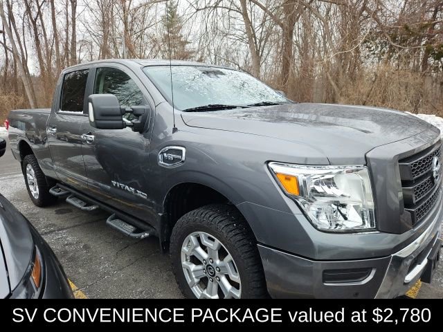 Used 2021 Nissan Titan SV w/ SV Convenience Package image 3