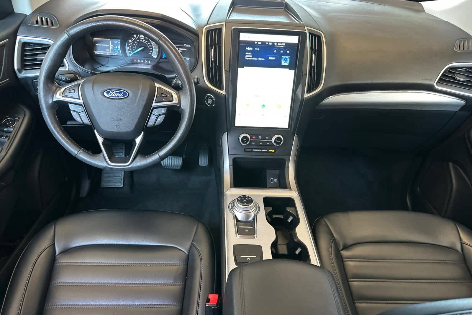 Used 2022 Ford Edge SEL AWD/4WD image 3